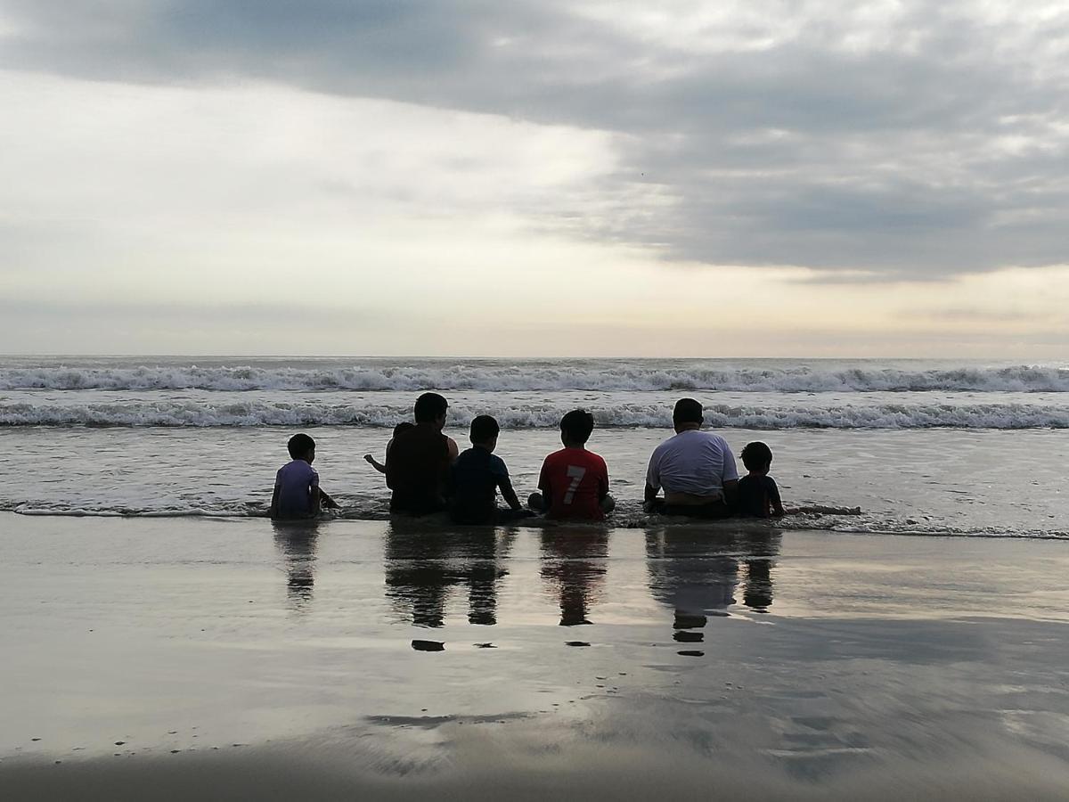 MiCASA Timurbay Residence Kampung Sungai Ular Bagian luar foto
